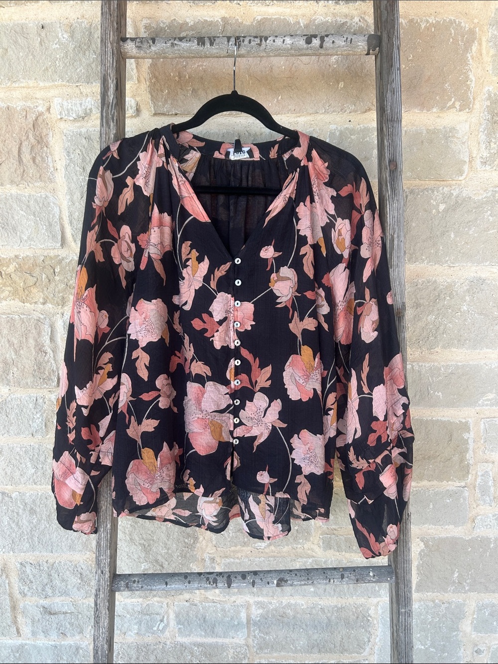 Women's Floral Button-Front Blouse - Pink on Black